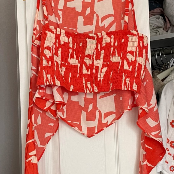 Shape Tank - Picture 2 of 2